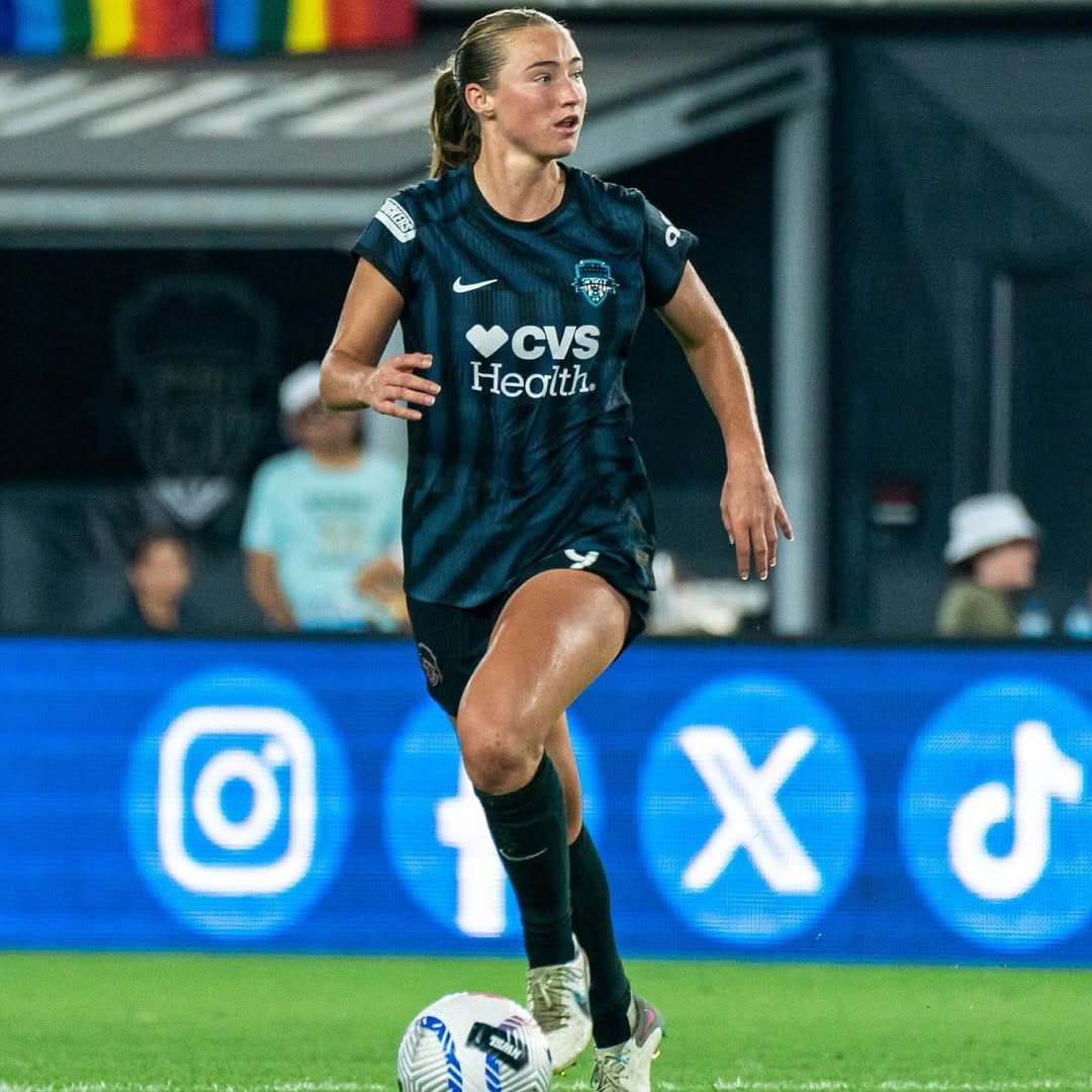 Tara  McKeown