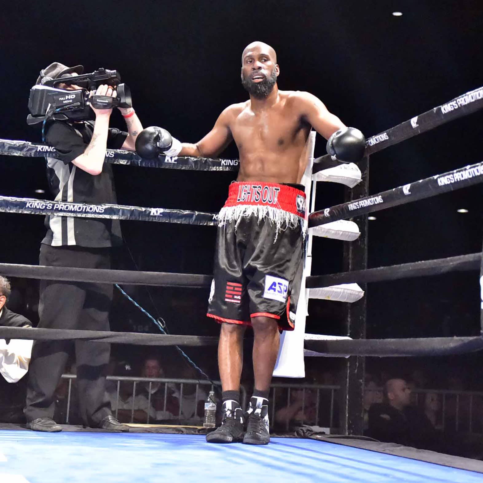 Luther “Lights Out” Smith 