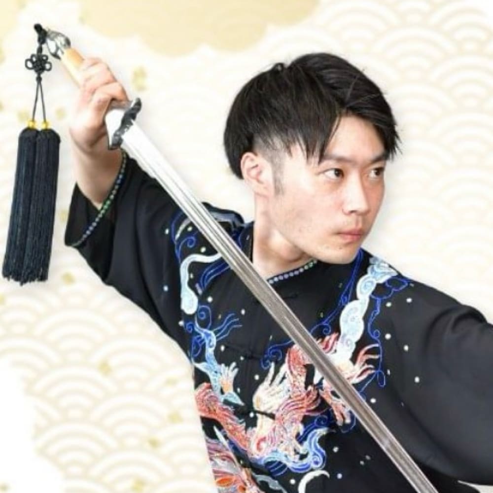 Tomoya Okawa 