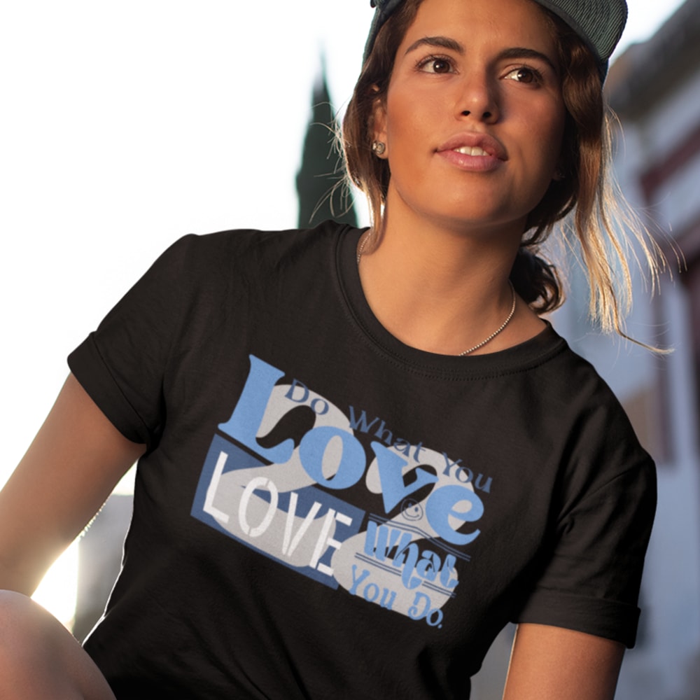 Love 22 by Hanna Tulli T-Shirt, Light Logo