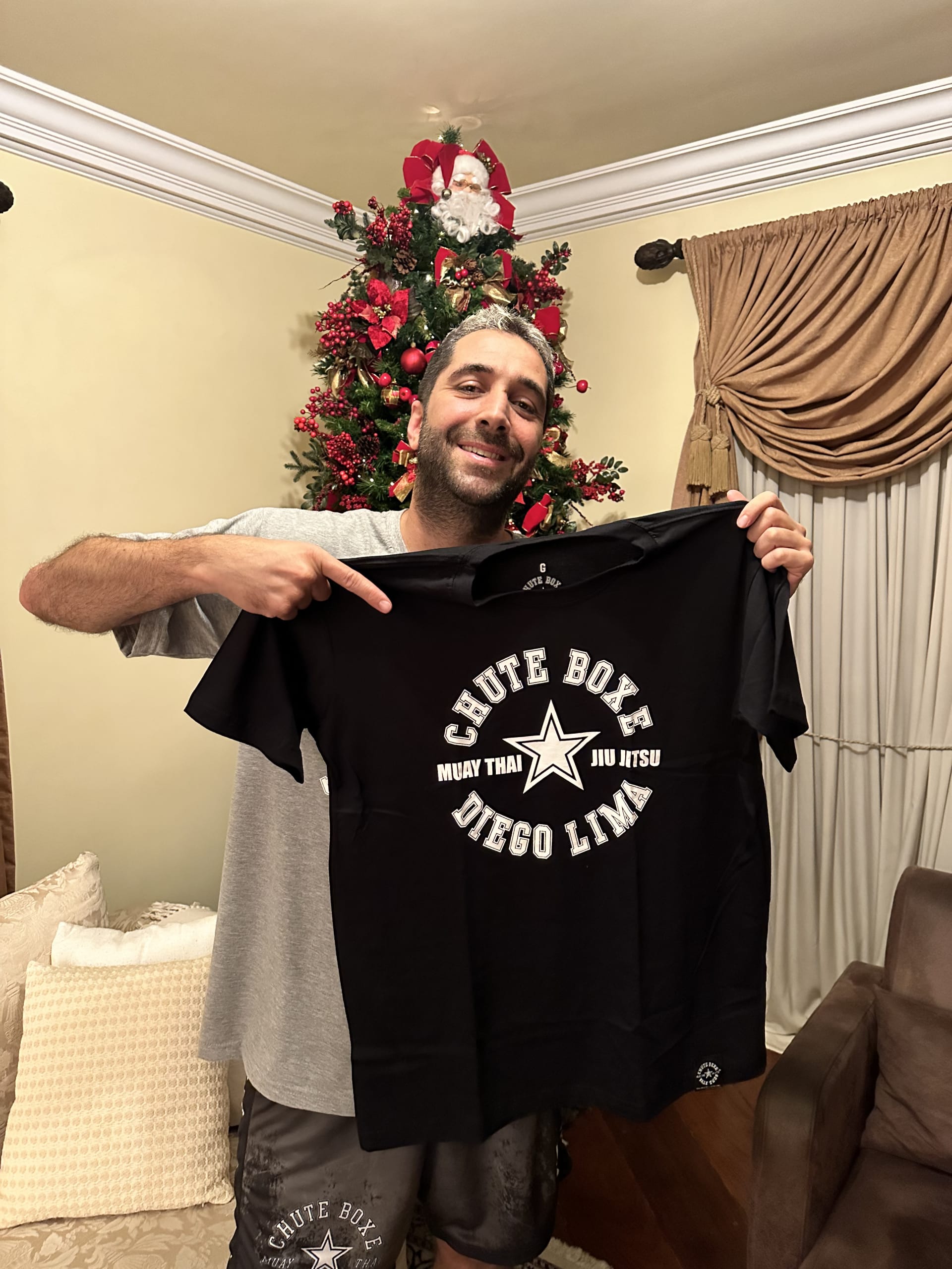 Exclusive "Chute Boxe" T Shirt, Signed by Diego Lima