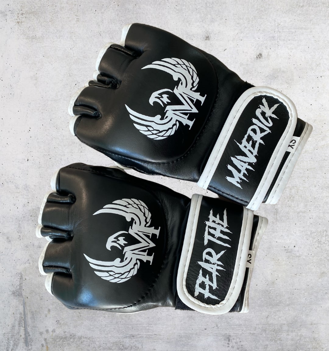 Miranda Maverick Signed Gloves
