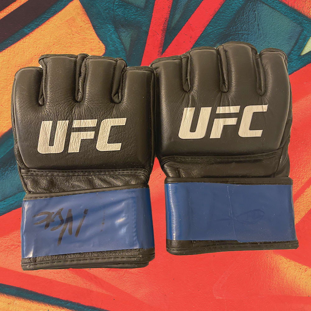 UFC Fight Worn Gloves Signed by Thiago Moises