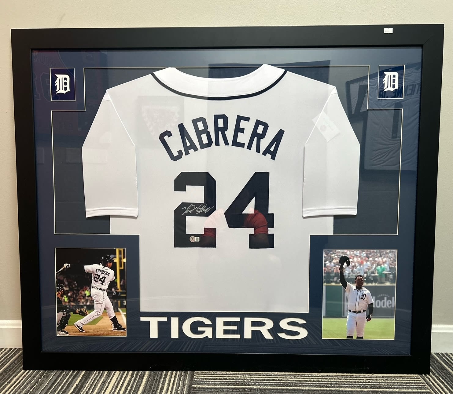 Detroit Tigers Miguel Cabrera Signed Framed Jersey