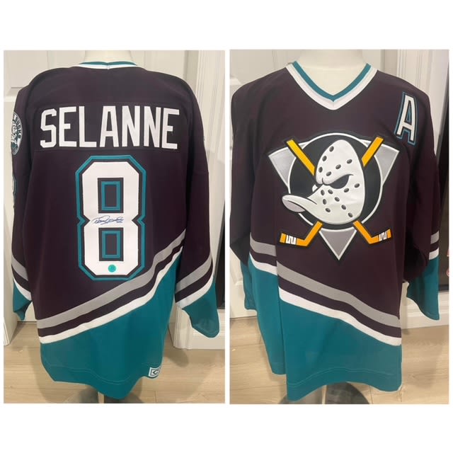Autographed Teemu Selanne Anaheim Mighty Ducks Jersey